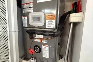 414 SE 10th St, Dania Beach, FL 33004 - Photo 8