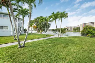 1715 NE Miami Gardens Dr, Miami, FL 33179 - Photo 20