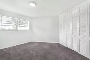 1715 NE Miami Gardens Dr, Miami, FL 33179 - Photo 10