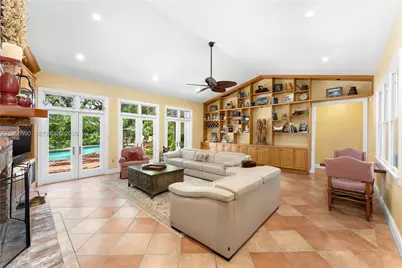 7400 SW 47th Ct, Miami, FL 33143 - Photo 4