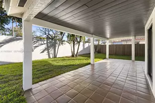11260 SW 157th Ct, Miami, FL 33196 - Photo 20