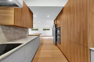 806 Medina Ave, Coral Gables, FL 33134 - Photo 46