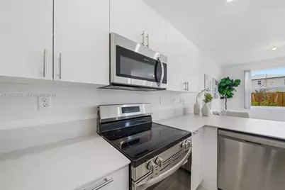 19448 SW 338 Ter, Homestead, FL 33034 - Photo 8