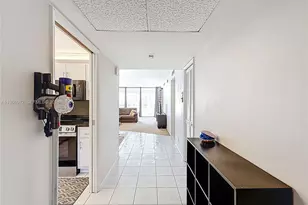 605 Oaks Dr, Pompano Beach, FL 33069 - Photo 16