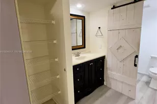 1715 Whitehall Dr, Davie, FL 33324 - Photo 20