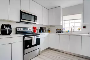 5157 NE 6th Ave, Oakland Park, FL 33334 - Photo 8