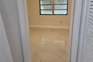 9402 SW 77th Ave, Miami, FL 33156 - Photo 8