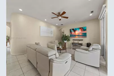 15383 SW 23rd St, Miami, FL 33185 - Photo 14