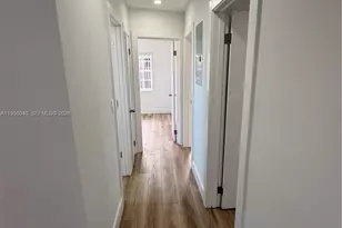 10854 SW 141st Ln, Miami, FL 33176 - Photo 10