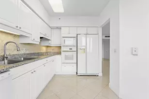 [Address not provided], Miami Beach, FL 33140 - Photo 6