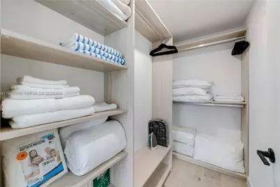 225 N Miami Ave #1707, Miami, FL 33128 - Photo 14