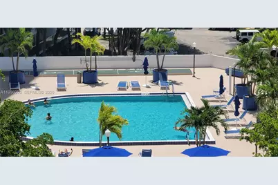 3701 N Country Club Dr #807, Aventura, FL 33180 - Photo 26