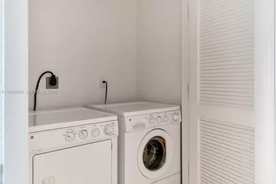 4401 Collins Ave #1712, Miami Beach, FL 33140 - Photo 30