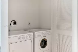 4401 Collins Ave, Miami Beach, FL 33140 - Photo 30