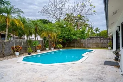 10210 SW 133rd Ct, Miami, FL 33186 - Photo 24