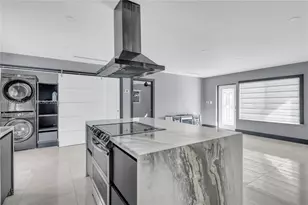 500 SW 64th Pkwy, Pembroke Pines, FL 33023 - Photo 6