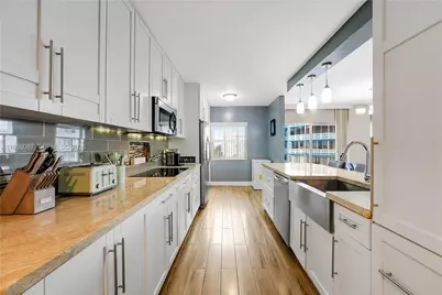 3850 Washington St #702, Hollywood, FL 33021 - Photo 2