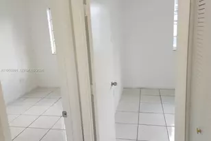 10805 SW 86th St, Miami, FL 33173 - Photo 14