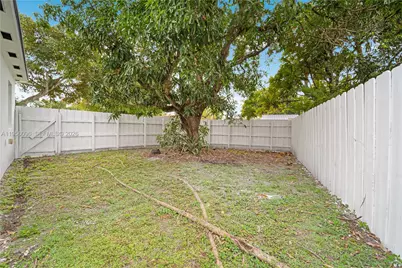 19450 NW 6th Ave, Miami Gardens, FL 33169 - Photo 24