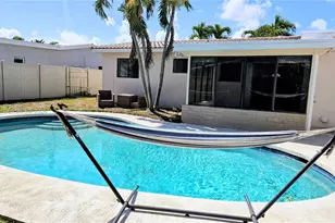 4360 NE 13th Ave, Oakland Park, FL 33334 - Photo 2