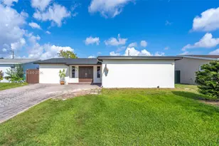 10631 NW 28th St, Sunrise, FL 33322 - Photo 4
