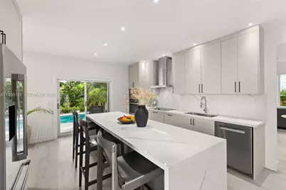 3616 SW 26th St, Miami, FL 33133 - Photo 14