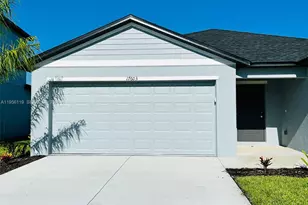 17603 Paradiso Wy, North Fort Myers, FL 33917 - Photo 1