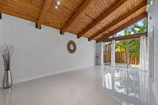 11316 SW 112th Cir Ln E, Miami, FL 33176 - Photo 10