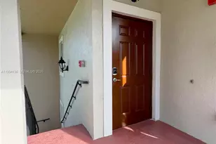 22441 SW 88th Pl, Cutler Bay, FL 33190 - Photo 4