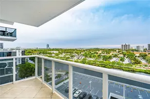 3625 N Country Club Dr, Aventura, FL 33180 - Photo 22