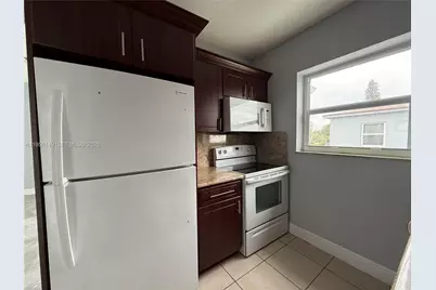 2311 NW 15th St #B, Miami, FL 33125 - Photo 12