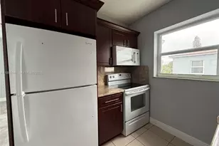 2311 NW 15th St, Miami, FL 33125 - Photo 12