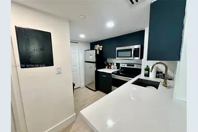 770 Claughton Island Dr #PH-9, Miami, FL 33131 - Photo 10