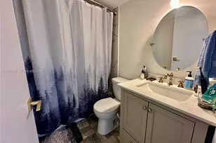 770 Claughton Island Dr, Miami, FL 33131 - Photo 14