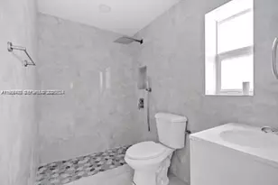 655 SW 5th St, Homestead, FL 33030 - Photo 16