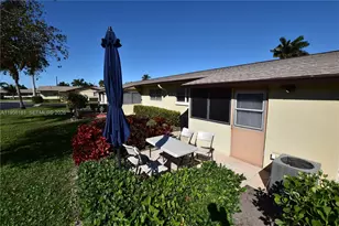 2832 W Crosley Dr, West Palm Beach, FL 33415 - Photo 4