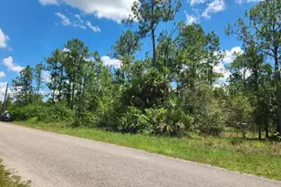 1306 Jefferson Ave, Lehigh Acres, FL 33972 - Photo 4