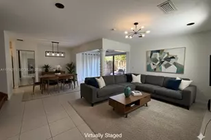 15365 SW 104th Terrace, Miami, FL 33196 - Photo 4