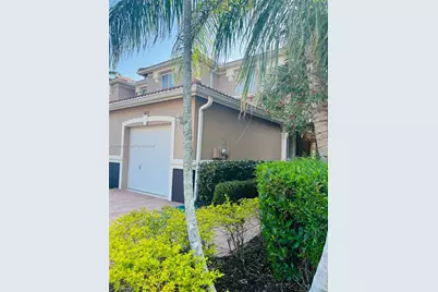9620 Roundstone Cir, Other City - In The State Of Florida, FL 33967 - Photo 4