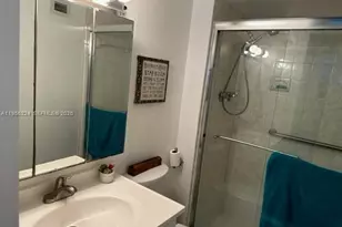 2780 NE 183rd St, Aventura, FL 33160 - Photo 14