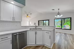 2261 NW 34th Terrace, Coconut Creek, FL 33066 - Photo 10