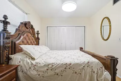 3554 SW 26th St, Miami, FL 33133 - Photo 28