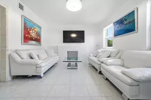 3554 SW 26th St, Miami, FL 33133 - Photo 6
