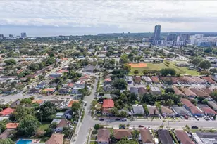 3554 SW 26th St, Miami, FL 33133 - Photo 26