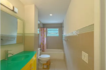 13101 Memorial Hwy #215, North Miami, FL 33161 - Photo 10