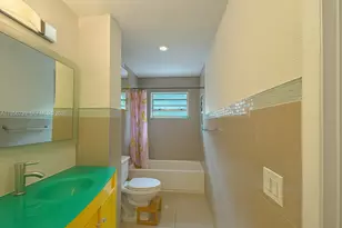 13101 Memorial Hwy, North Miami, FL 33161 - Photo 10