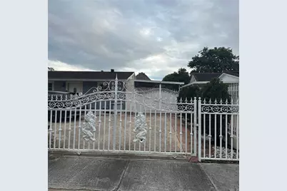 4462 NW 204th St #t, Miami Gardens, FL 33055 - Photo 1