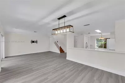 11063 SW 16th Mnr, Davie, FL 33324 - Photo 10