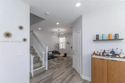 5203 NW 50th Ter, Tamarac, FL 33319 - Photo 34