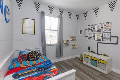 5203 NW 50th Ter, Tamarac, FL 33319 - Photo 26